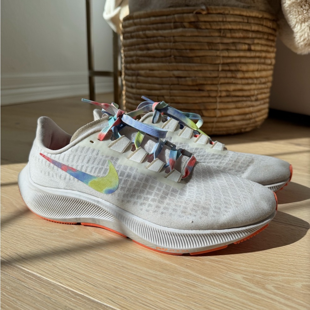 Nike Zoom Pegasus 37 Running Shoes – White w/ Multicolor Details Size 9.5